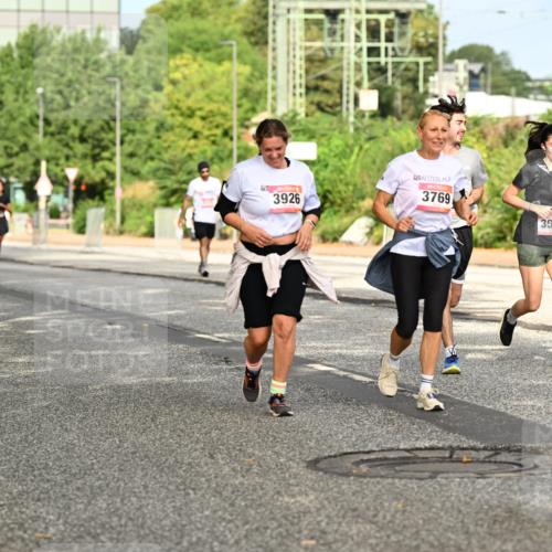 06.09.2026 - CURREX Alsterlauf Dr. Thomas Lammeyer http://msf.ph/oto/10143916 06.09.2026 10:15:09 Laufen 3926, 3769, 3654 meine-sportfotos.de