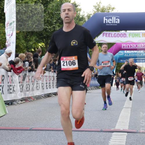 06.09.2026 - CURREX Alsterlauf Yannick Fuchs http://msf.ph/oto/10143917 06.09.2026 09:47:21 Ziel 2106, 2807, 4441, 4598, 4674, 5403, 5417, 5645, 6172 meine-sportfotos.de