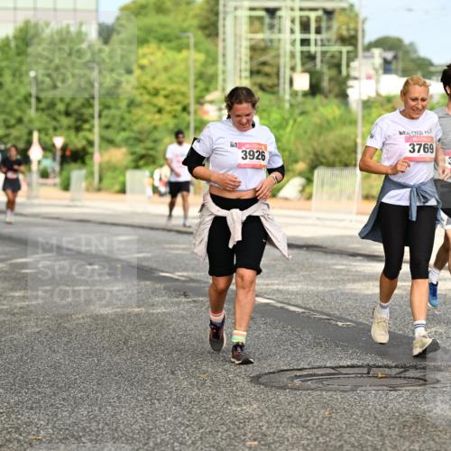 06.09.2026 - CURREX Alsterlauf Dr. Thomas Lammeyer http://msf.ph/oto/10143923 06.09.2026 10:15:10 Laufen 3926, 3769, 3358, 36 meine-sportfotos.de