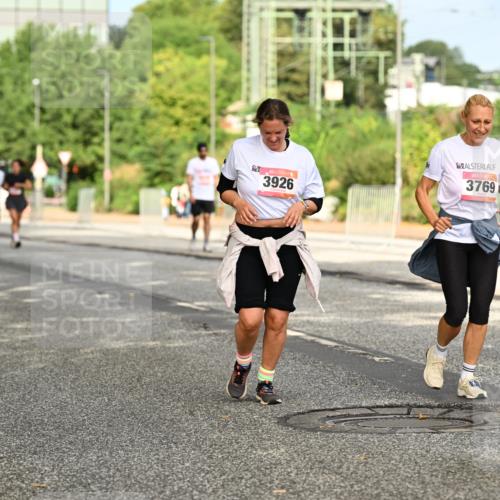 06.09.2026 - CURREX Alsterlauf Dr. Thomas Lammeyer http://msf.ph/oto/10143924 06.09.2026 10:15:10 Laufen 3926, 3769, 3358 meine-sportfotos.de