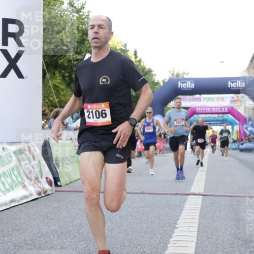 06.09.2026 - CURREX Alsterlauf Yannick Fuchs http://msf.ph/oto/10143933 06.09.2026 09:47:21 Ziel 2106, 2807, 4441, 4598, 4674, 5403, 5417, 5645, 6172 meine-sportfotos.de