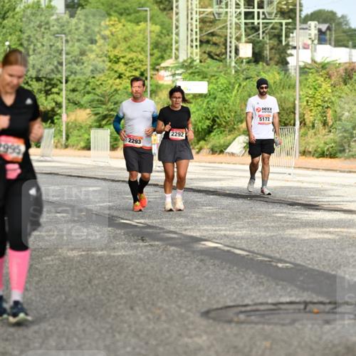 06.09.2026 - CURREX Alsterlauf Dr. Thomas Lammeyer http://msf.ph/oto/10143974 06.09.2026 10:15:18 Laufen 2292, 2293, 5172 meine-sportfotos.de