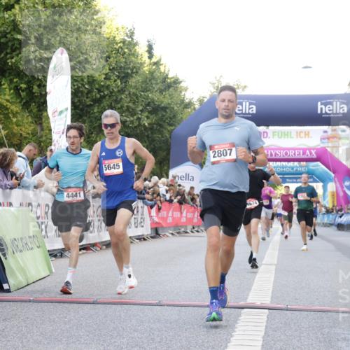 06.09.2026 - CURREX Alsterlauf Yannick Fuchs http://msf.ph/oto/10144029 06.09.2026 09:47:22 Ziel 2106, 2807, 4441, 4598, 4674, 5389, 5417, 5645, 6172 meine-sportfotos.de