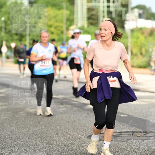 06.09.2026 - CURREX Alsterlauf Dr. Thomas Lammeyer http://msf.ph/oto/10144057 06.09.2026 10:15:31 Laufen 3417 meine-sportfotos.de