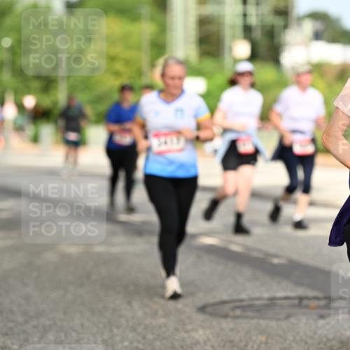 06.09.2026 - CURREX Alsterlauf Dr. Thomas Lammeyer http://msf.ph/oto/10144068 06.09.2026 10:15:32 Laufen  meine-sportfotos.de