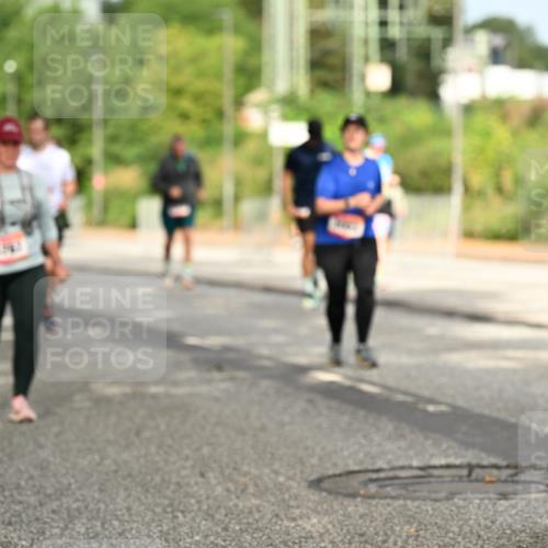 06.09.2026 - CURREX Alsterlauf Dr. Thomas Lammeyer http://msf.ph/oto/10144088 06.09.2026 10:15:34 Laufen  meine-sportfotos.de