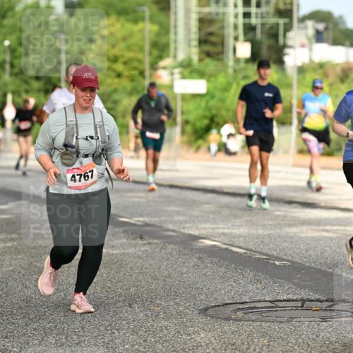06.09.2026 - CURREX Alsterlauf Dr. Thomas Lammeyer http://msf.ph/oto/10144100 06.09.2026 10:15:36 Laufen 4767, 3003 meine-sportfotos.de