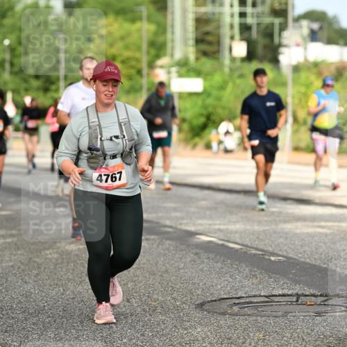 06.09.2026 - CURREX Alsterlauf Dr. Thomas Lammeyer http://msf.ph/oto/10144105 06.09.2026 10:15:36 Laufen 4767, 3003 meine-sportfotos.de