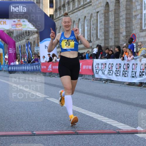 06.09.2026 - CURREX Alsterlauf Strokosch-Dieckow http://msf.ph/oto/10144110 06.09.2026 11:20:20 Ziel 70 meine-sportfotos.de