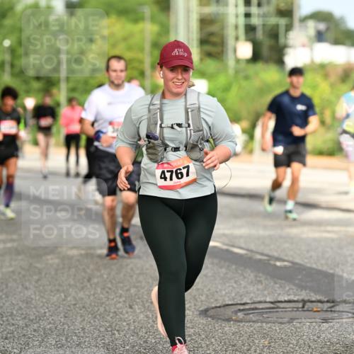 06.09.2026 - CURREX Alsterlauf Dr. Thomas Lammeyer http://msf.ph/oto/10144113 06.09.2026 10:15:37 Laufen 4767 meine-sportfotos.de