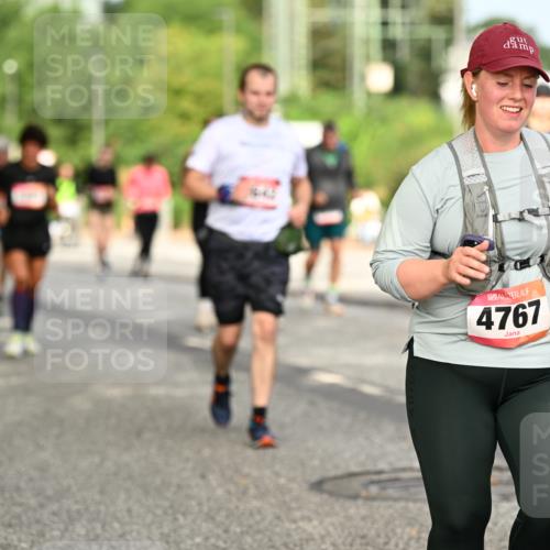 06.09.2026 - CURREX Alsterlauf Dr. Thomas Lammeyer http://msf.ph/oto/10144122 06.09.2026 10:15:38 Laufen 4767 meine-sportfotos.de