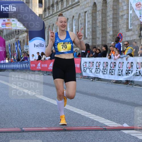 06.09.2026 - CURREX Alsterlauf Strokosch-Dieckow http://msf.ph/oto/10144125 06.09.2026 11:20:20 Ziel 70 meine-sportfotos.de