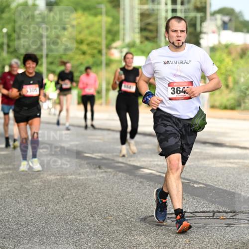 06.09.2026 - CURREX Alsterlauf Dr. Thomas Lammeyer http://msf.ph/oto/10144130 06.09.2026 10:15:39 Laufen 305, 364 meine-sportfotos.de