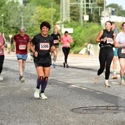 06.09.2026 - CURREX Alsterlauf Dr. Thomas Lammeyer http://msf.ph/oto/10144148 06.09.2026 10:15:41 Laufen 3308, 2572, 5305, 5581, 5580 meine-sportfotos.de