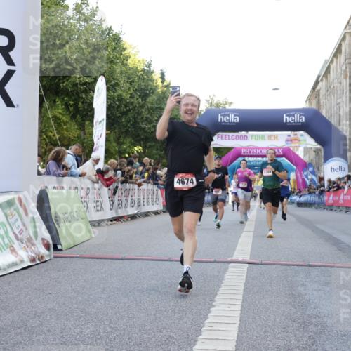 06.09.2026 - CURREX Alsterlauf Yannick Fuchs http://msf.ph/oto/10144194 06.09.2026 09:47:25 Ziel 2106, 2807, 4441, 4674, 4863, 5389, 5407, 5645, 5729, 6021, 6172 meine-sportfotos.de