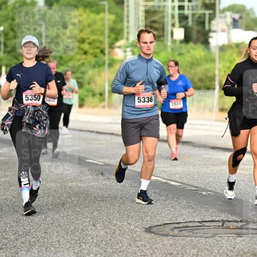 06.09.2026 - CURREX Alsterlauf Dr. Thomas Lammeyer http://msf.ph/oto/10144285 06.09.2026 10:15:58 Laufen 5350, 4430, 5336, 2885, 37 meine-sportfotos.de