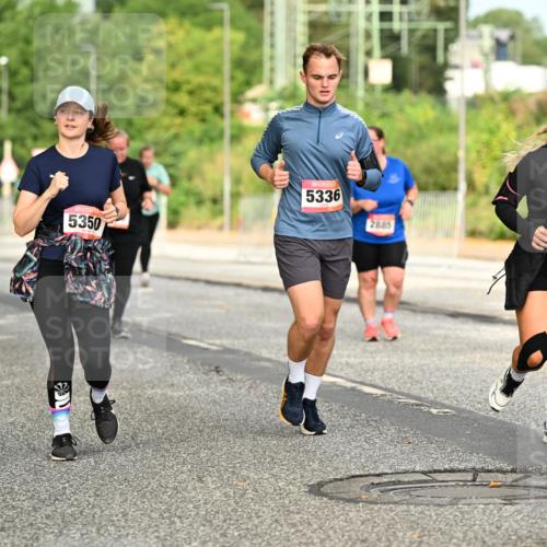 06.09.2026 - CURREX Alsterlauf Dr. Thomas Lammeyer http://msf.ph/oto/10144286 06.09.2026 10:15:58 Laufen 5350, 5336, 2885, 337 meine-sportfotos.de