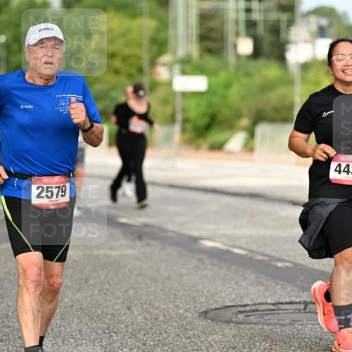 06.09.2026 - CURREX Alsterlauf Dr. Thomas Lammeyer http://msf.ph/oto/10144350 06.09.2026 10:16:06 Laufen 227, 2579, 4436 meine-sportfotos.de