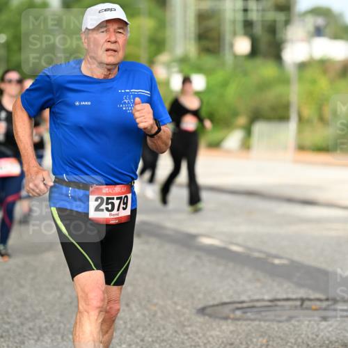 06.09.2026 - CURREX Alsterlauf Dr. Thomas Lammeyer http://msf.ph/oto/10144357 06.09.2026 10:16:06 Laufen 227, 2579 meine-sportfotos.de