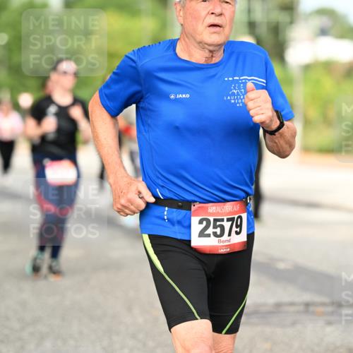 06.09.2026 - CURREX Alsterlauf Dr. Thomas Lammeyer http://msf.ph/oto/10144365 06.09.2026 10:16:07 Laufen 220, 2579 meine-sportfotos.de