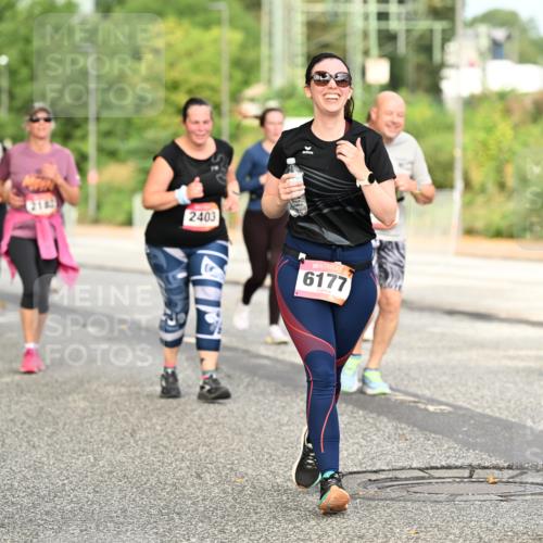 06.09.2026 - CURREX Alsterlauf Dr. Thomas Lammeyer http://msf.ph/oto/10144381 06.09.2026 10:16:09 Laufen 2403, 6177 meine-sportfotos.de