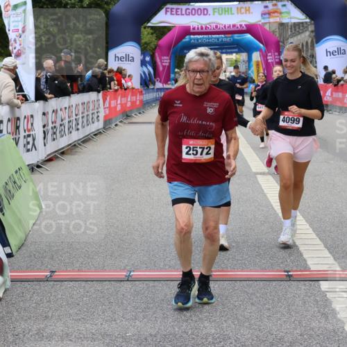 06.09.2026 - CURREX Alsterlauf Strokosch-Dieckow http://msf.ph/oto/10144396 06.09.2026 10:20:26 Ziel 2366, 2572, 4098, 4099, 4609, 5305, 6413 meine-sportfotos.de