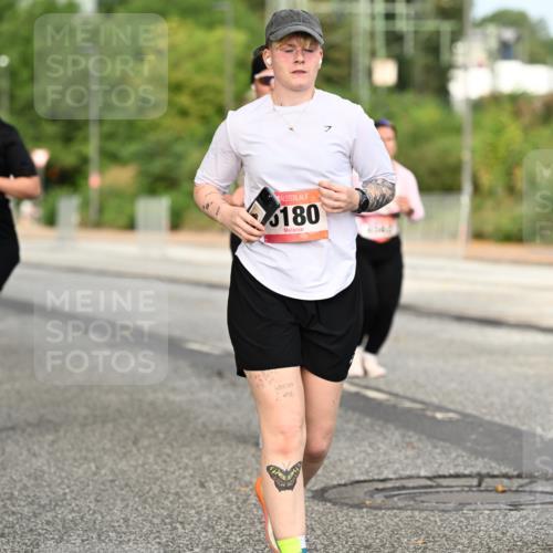 06.09.2026 - CURREX Alsterlauf Dr. Thomas Lammeyer http://msf.ph/oto/10144434 06.09.2026 10:16:15 Laufen 4666, 180 meine-sportfotos.de