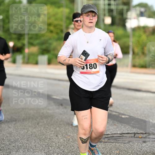 06.09.2026 - CURREX Alsterlauf Dr. Thomas Lammeyer http://msf.ph/oto/10144435 06.09.2026 10:16:15 Laufen 4666, 180 meine-sportfotos.de