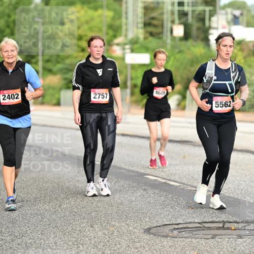 06.09.2026 - CURREX Alsterlauf Dr. Thomas Lammeyer http://msf.ph/oto/10144469 06.09.2026 10:16:22 Laufen 3768, 2402, 2757, 4609, 5562 meine-sportfotos.de