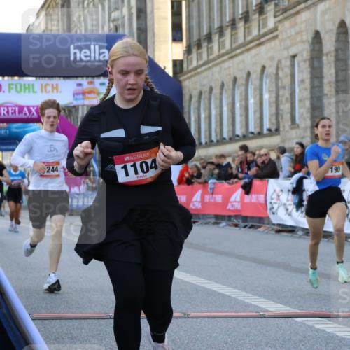 06.09.2026 - CURREX Alsterlauf Strokosch-Dieckow http://msf.ph/oto/10144474 06.09.2026 11:48:21 Ziel 1104, 1190, 1219, 1244, 1291, 1325, 1332, 8269, 8270 meine-sportfotos.de
