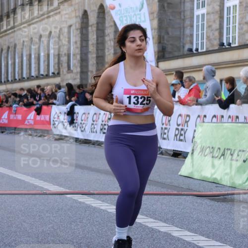 06.09.2026 - CURREX Alsterlauf Strokosch-Dieckow http://msf.ph/oto/10144480 06.09.2026 11:48:24 Ziel 1040, 1104, 1147, 1164, 1190, 1219, 1244, 1291, 1325, 8239, 8240, 8269, 8270 meine-sportfotos.de