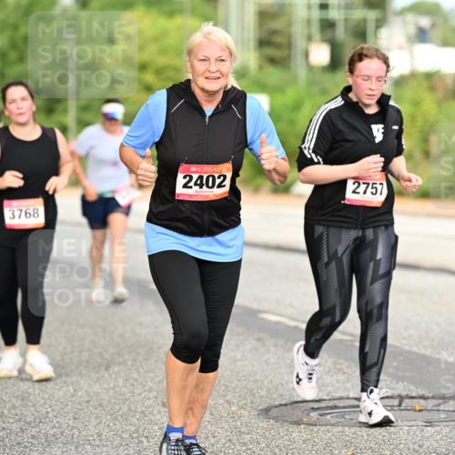 06.09.2026 - CURREX Alsterlauf Dr. Thomas Lammeyer http://msf.ph/oto/10144490 06.09.2026 10:16:24 Laufen 3768, 2402, 2757, 4609 meine-sportfotos.de