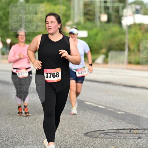 06.09.2026 - CURREX Alsterlauf Dr. Thomas Lammeyer http://msf.ph/oto/10144509 06.09.2026 10:16:26 Laufen 6389, 3768, 6459 meine-sportfotos.de