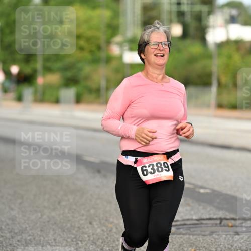 06.09.2026 - CURREX Alsterlauf Dr. Thomas Lammeyer http://msf.ph/oto/10144535 06.09.2026 10:16:29 Laufen 6389 meine-sportfotos.de