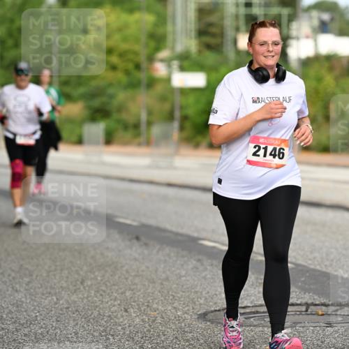 06.09.2026 - CURREX Alsterlauf Dr. Thomas Lammeyer http://msf.ph/oto/10144575 06.09.2026 10:16:35 Laufen 2146 meine-sportfotos.de