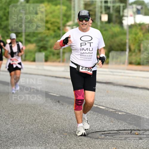 06.09.2026 - CURREX Alsterlauf Dr. Thomas Lammeyer http://msf.ph/oto/10144588 06.09.2026 10:16:39 Laufen 2330 meine-sportfotos.de