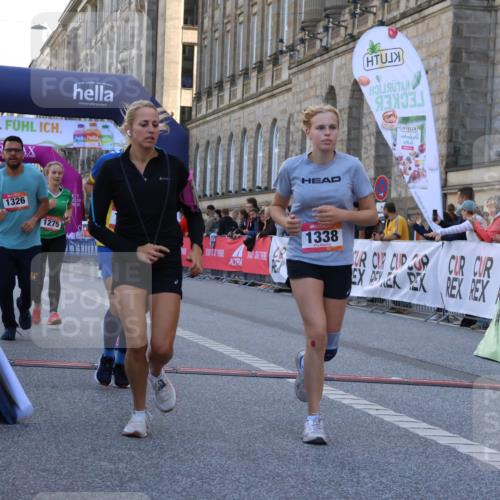 06.09.2026 - CURREX Alsterlauf Strokosch-Dieckow http://msf.ph/oto/10144593 06.09.2026 11:48:51 Ziel 1096, 1184, 1231, 1233, 1238, 1247, 1272, 1275, 1276, 1280, 1326, 1338, 8347 meine-sportfotos.de