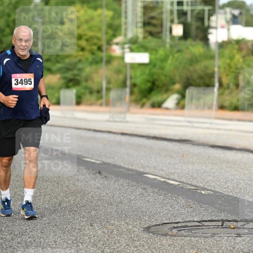 06.09.2026 - CURREX Alsterlauf Dr. Thomas Lammeyer http://msf.ph/oto/10144639 06.09.2026 10:16:49 Laufen 3495 meine-sportfotos.de