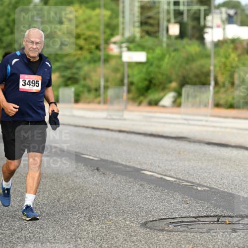06.09.2026 - CURREX Alsterlauf Dr. Thomas Lammeyer http://msf.ph/oto/10144642 06.09.2026 10:16:49 Laufen 3495 meine-sportfotos.de