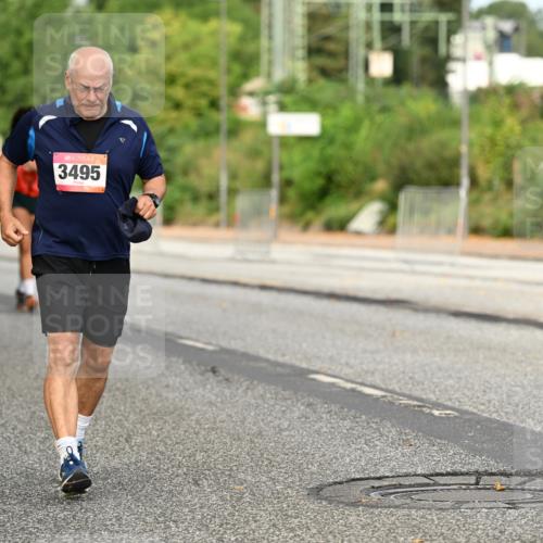 06.09.2026 - CURREX Alsterlauf Dr. Thomas Lammeyer http://msf.ph/oto/10144644 06.09.2026 10:16:49 Laufen 3495 meine-sportfotos.de