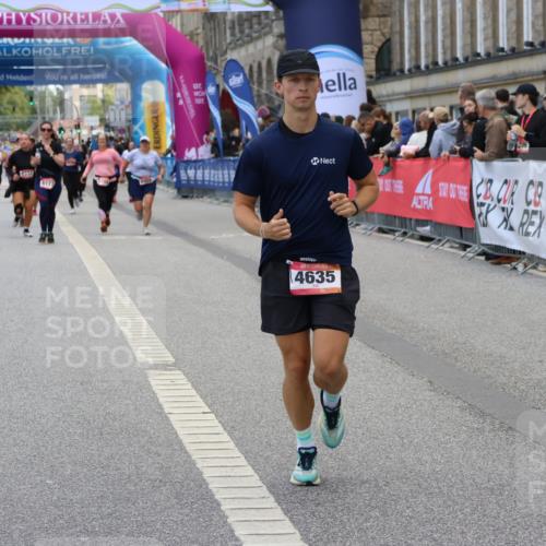 06.09.2026 - CURREX Alsterlauf Strokosch-Dieckow http://msf.ph/oto/10144648 06.09.2026 10:20:35 Ziel 3026, 4609, 4635, 5305, 6413 meine-sportfotos.de