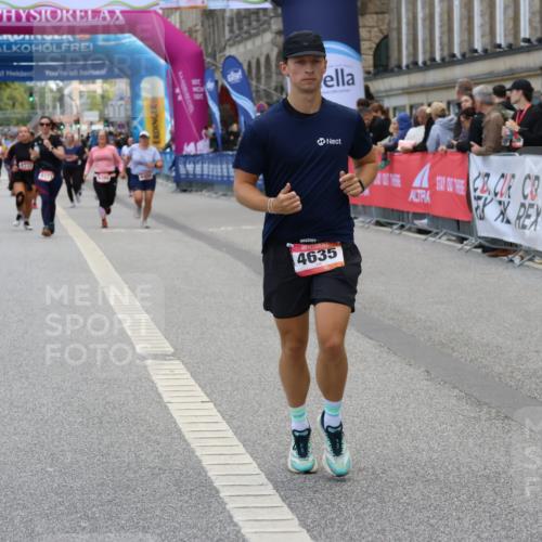 06.09.2026 - CURREX Alsterlauf Strokosch-Dieckow http://msf.ph/oto/10144658 06.09.2026 10:20:35 Ziel 3026, 4609, 4635, 5305, 6413 meine-sportfotos.de
