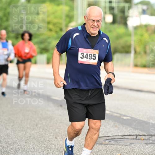 06.09.2026 - CURREX Alsterlauf Dr. Thomas Lammeyer http://msf.ph/oto/10144659 06.09.2026 10:16:50 Laufen 3495 meine-sportfotos.de