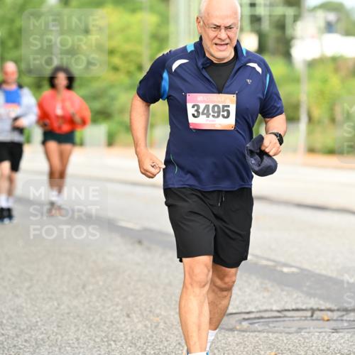 06.09.2026 - CURREX Alsterlauf Dr. Thomas Lammeyer http://msf.ph/oto/10144660 06.09.2026 10:16:50 Laufen 3495 meine-sportfotos.de