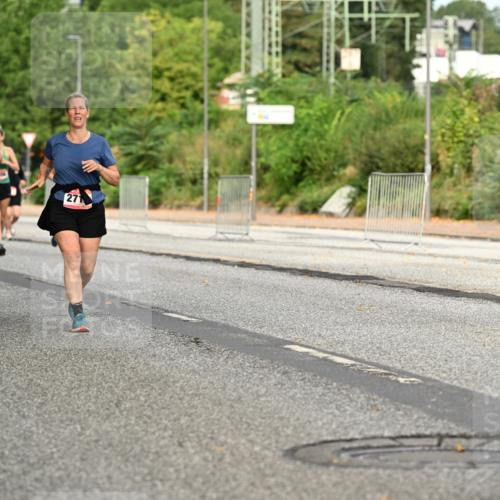 06.09.2026 - CURREX Alsterlauf Dr. Thomas Lammeyer http://msf.ph/oto/10144713 06.09.2026 10:16:57 Laufen 260, 271 meine-sportfotos.de