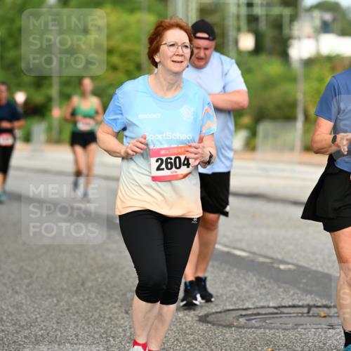06.09.2026 - CURREX Alsterlauf Dr. Thomas Lammeyer http://msf.ph/oto/10144736 06.09.2026 10:17:02 Laufen 2604, 272 meine-sportfotos.de