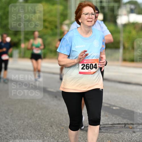 06.09.2026 - CURREX Alsterlauf Dr. Thomas Lammeyer http://msf.ph/oto/10144739 06.09.2026 10:17:02 Laufen 2604, 27 meine-sportfotos.de