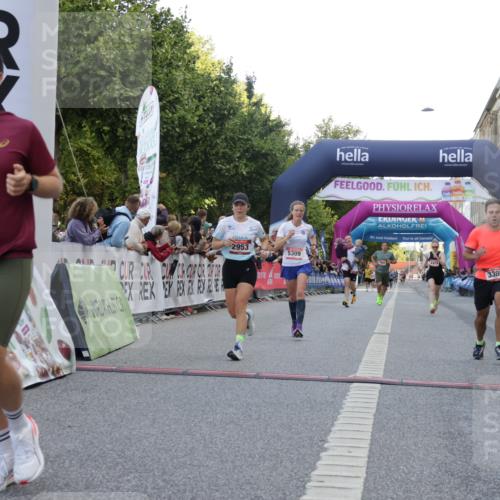 06.09.2026 - CURREX Alsterlauf Yannick Fuchs http://msf.ph/oto/10144768 06.09.2026 09:47:30 Ziel 2807, 2953, 3386, 4313, 4441, 4674, 4863, 5309, 5389, 5407, 5645, 5729, 6021 meine-sportfotos.de
