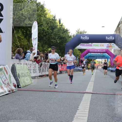 06.09.2026 - CURREX Alsterlauf Yannick Fuchs http://msf.ph/oto/10144782 06.09.2026 09:47:30 Ziel 2807, 2953, 3386, 4313, 4441, 4674, 4863, 5309, 5389, 5407, 5645, 5729, 6021 meine-sportfotos.de