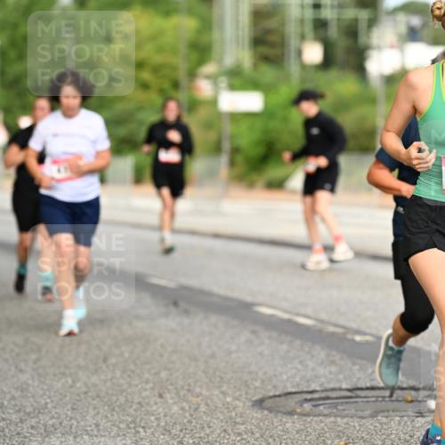 06.09.2026 - CURREX Alsterlauf Dr. Thomas Lammeyer http://msf.ph/oto/10144801 06.09.2026 10:17:09 Laufen 3406 meine-sportfotos.de
